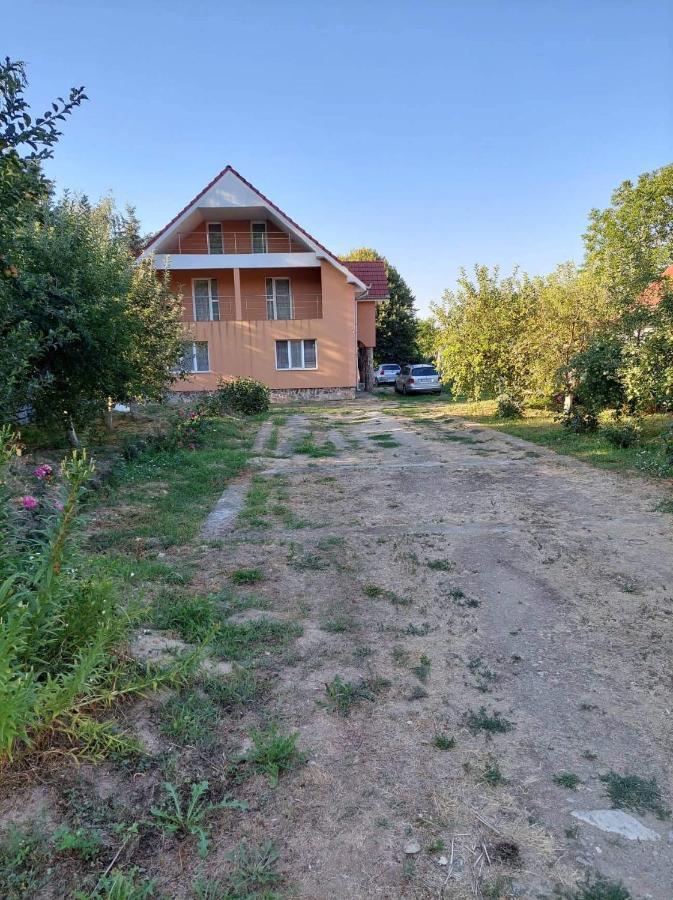 Apartmán Casa Mario Oradea Exteriér fotografie